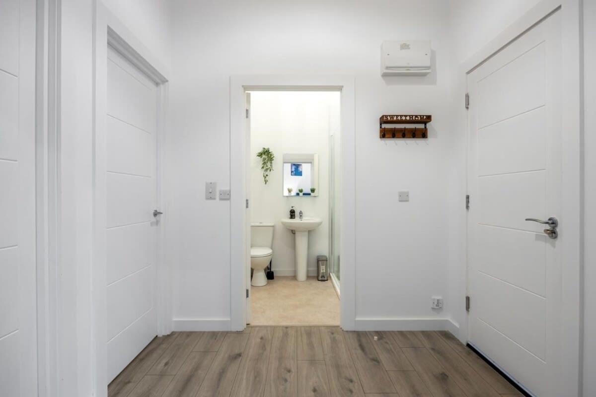 Contemporary 2 Bed Apartment -Belfast East Village מראה חיצוני תמונה